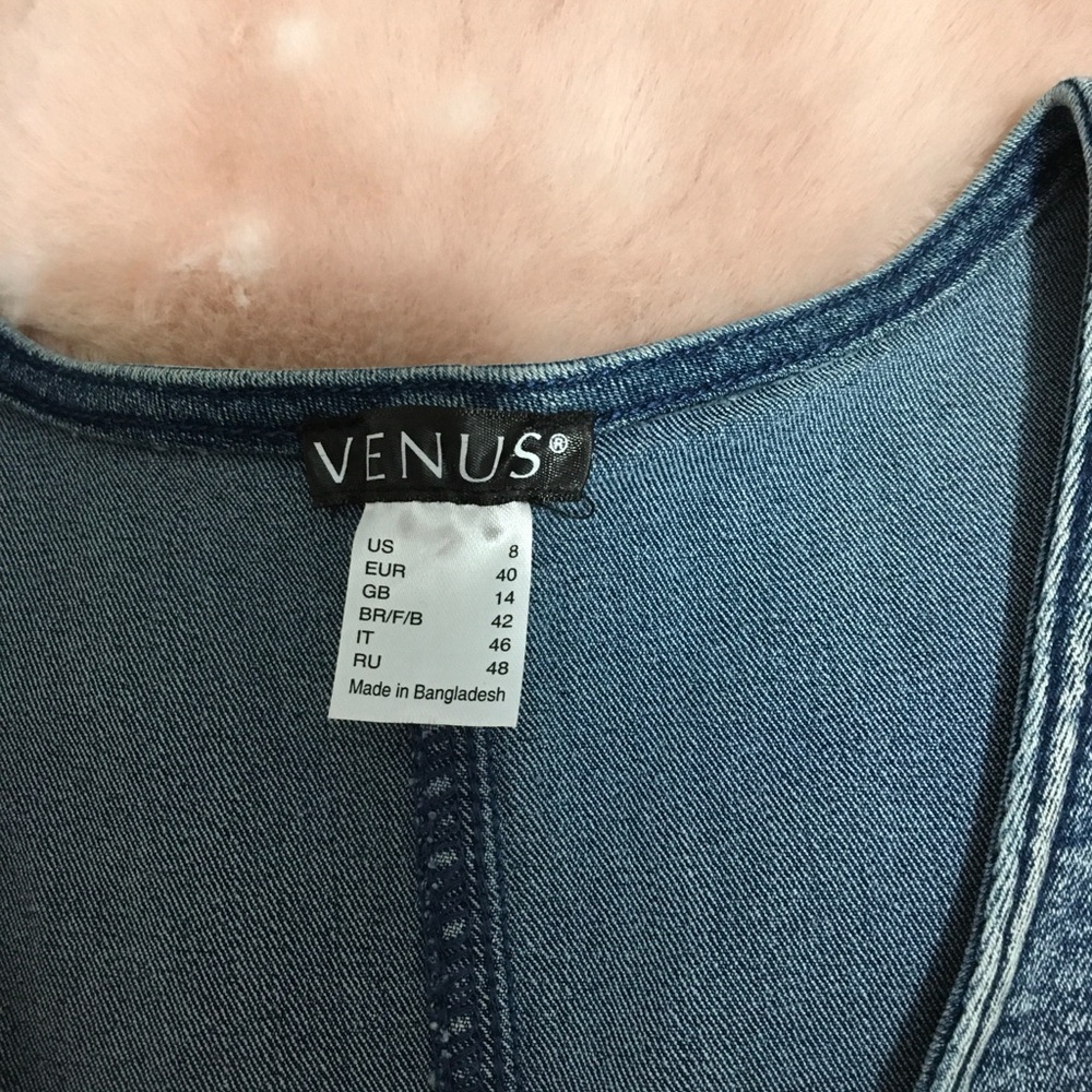 Venus Sleeveless Zip-Front Denim Dress - Picture 4 of 5